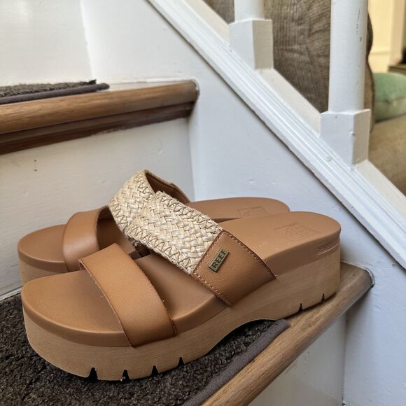 NWOT Reef Cushion Vista Higher Sandals in Natural Raffia - 9.5 - Picture 3 of 9